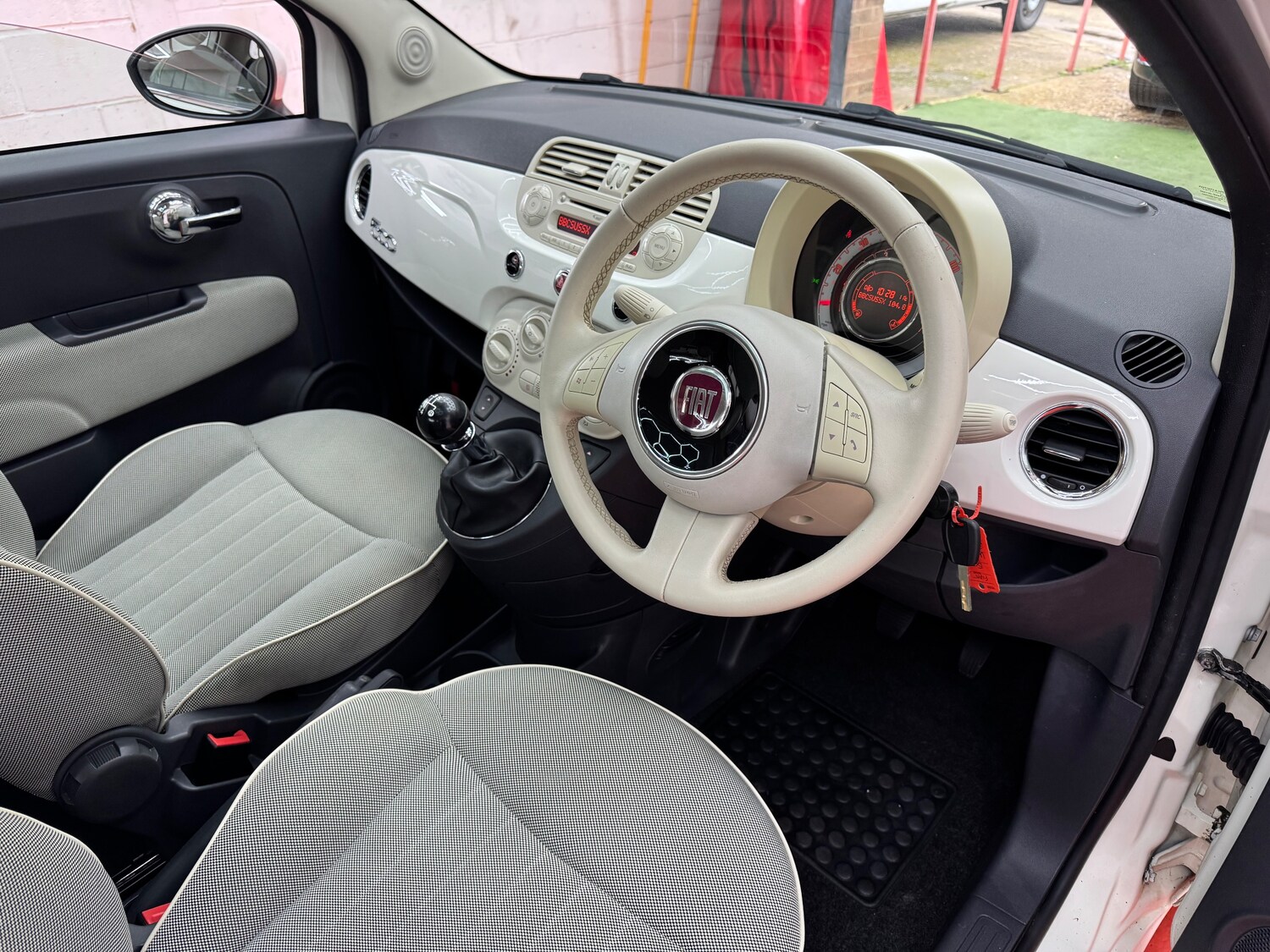 Used Fiat 500 2012 for sale - 77942404: Photo 14