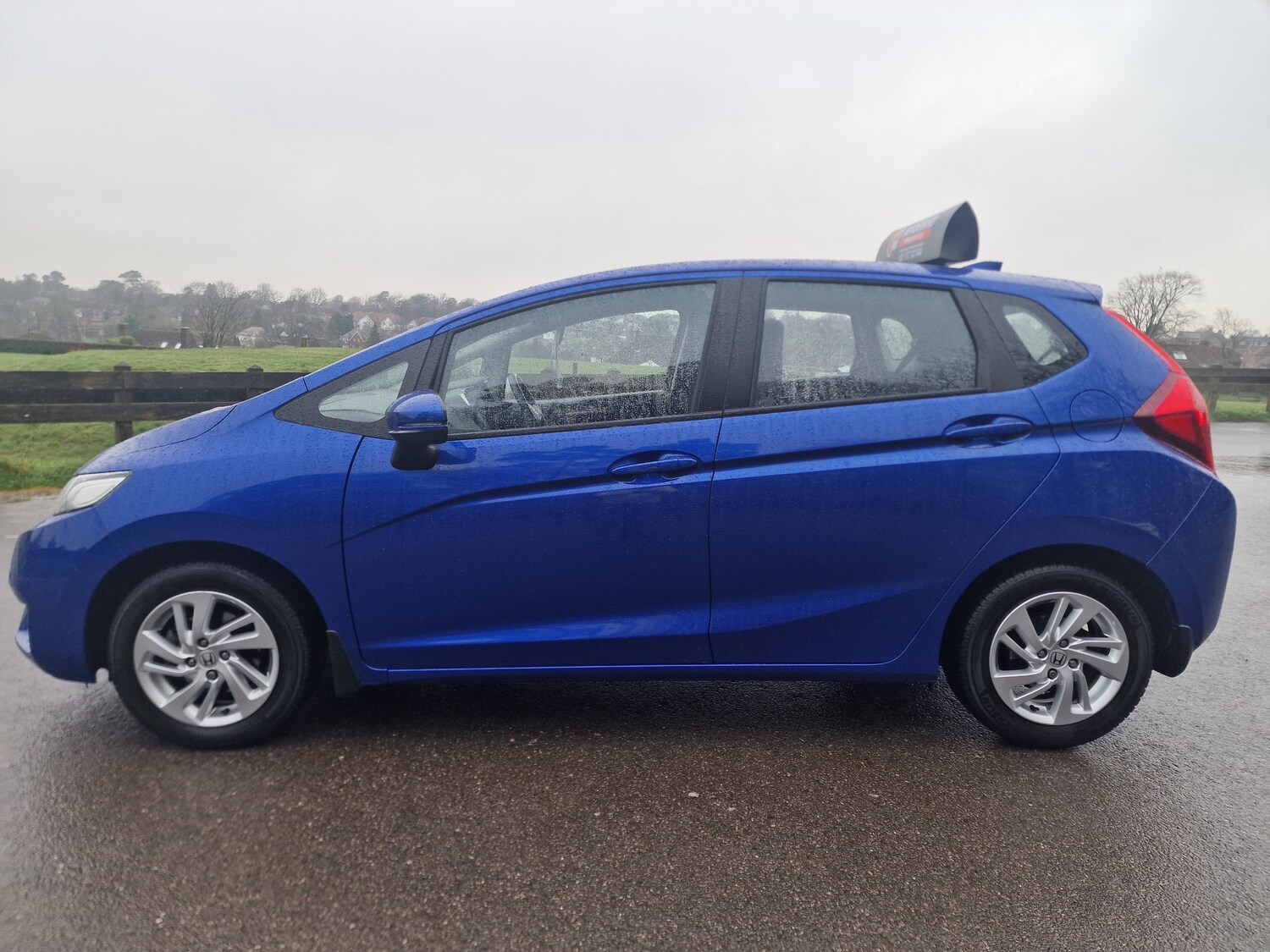 Used Honda Jazz 2015 for sale - 77638789: Photo 3