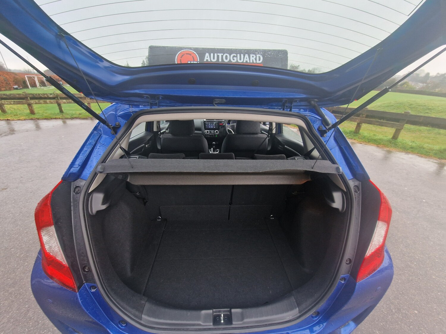 Used Honda Jazz 2015 for sale - 77638789: Photo 9