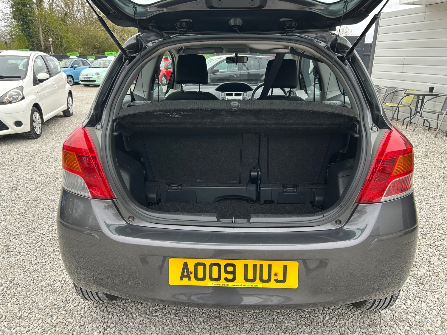 Used Toyota Yaris 2009 for sale - 78002078: Photo 4