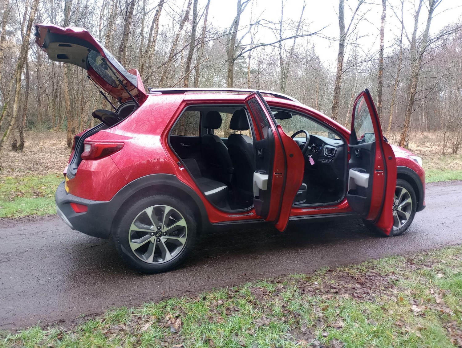 Used Kia Stonic 2019 for sale - 77966311: Photo 2