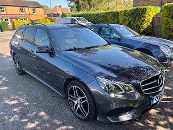 Used Mercedes-Benz E Class 2015 for sale - 78316476: Photo