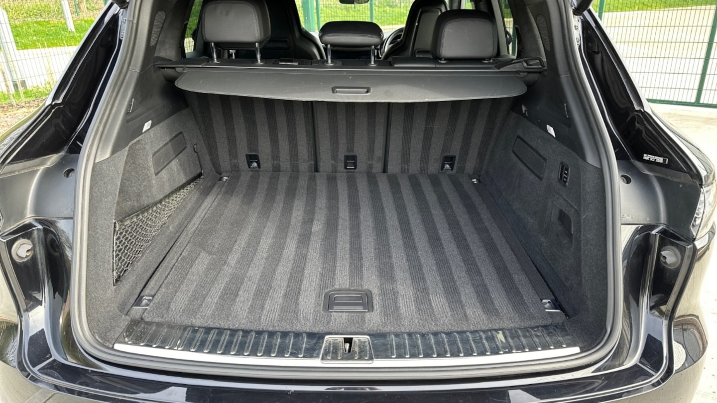 Used Porsche Cayenne for sale - 77966464: Photo 4