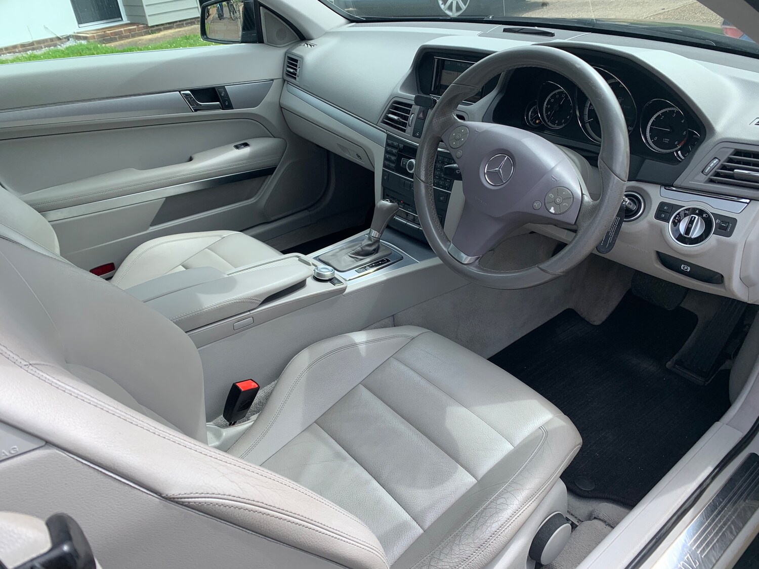 Used Mercedes-Benz E Class 2011 for sale - 77764056: Photo 7