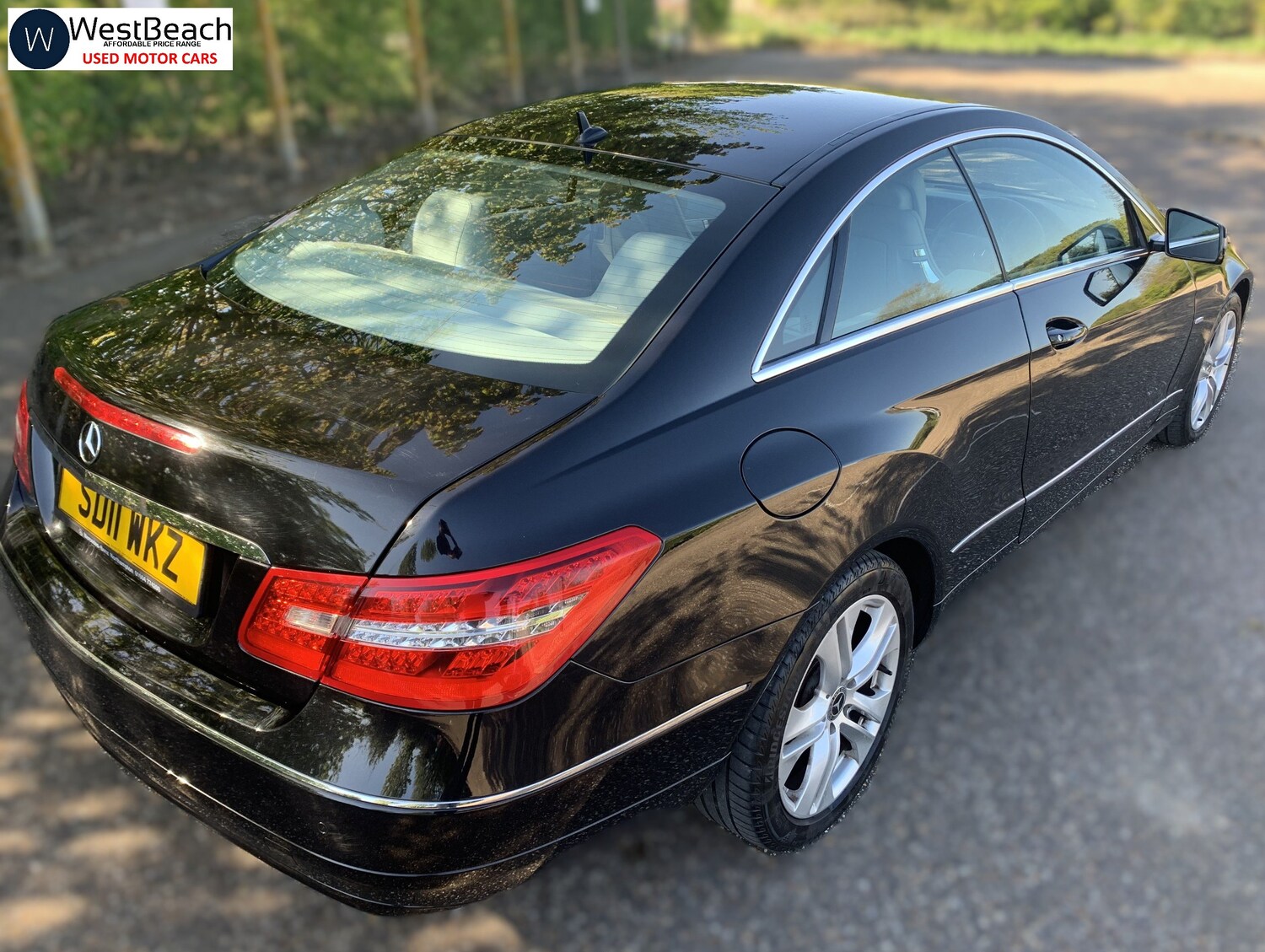 Used Mercedes-Benz E Class 2011 for sale - 77764056: Photo 8
