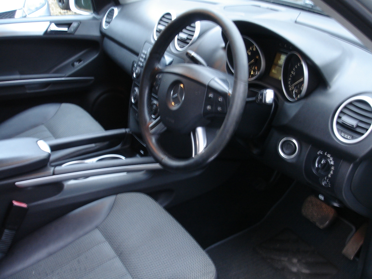 Used Mercedes-Benz M Class 2007 for sale - 78009415: Photo 3