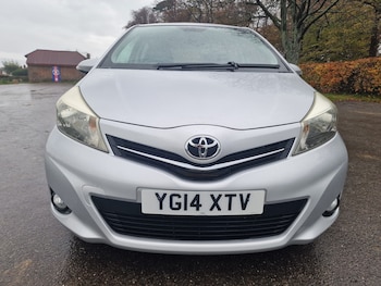 Used Toyota Yaris 2014 for sale - 77274806: Photo