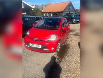 Used Toyota AYGO 2013 for sale - 77927742: Photo