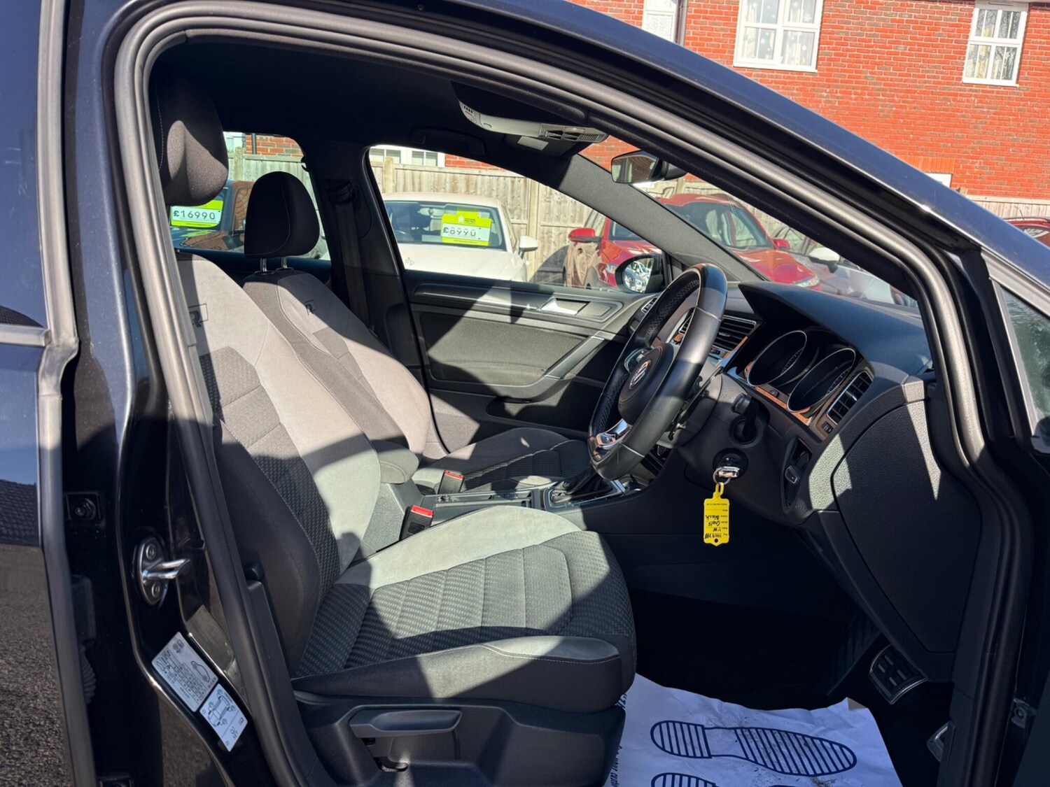 Used Volkswagen Golf 2019 for sale - 77950530: Photo 19