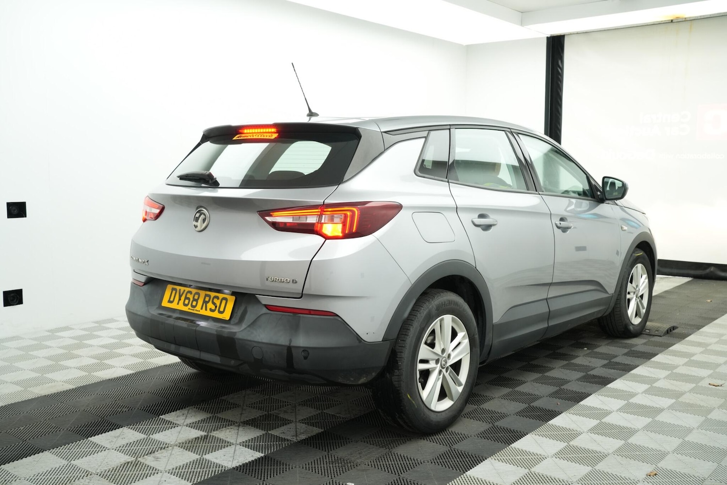 Used Vauxhall Grandland X 2018 for sale - 77942338: Photo 3