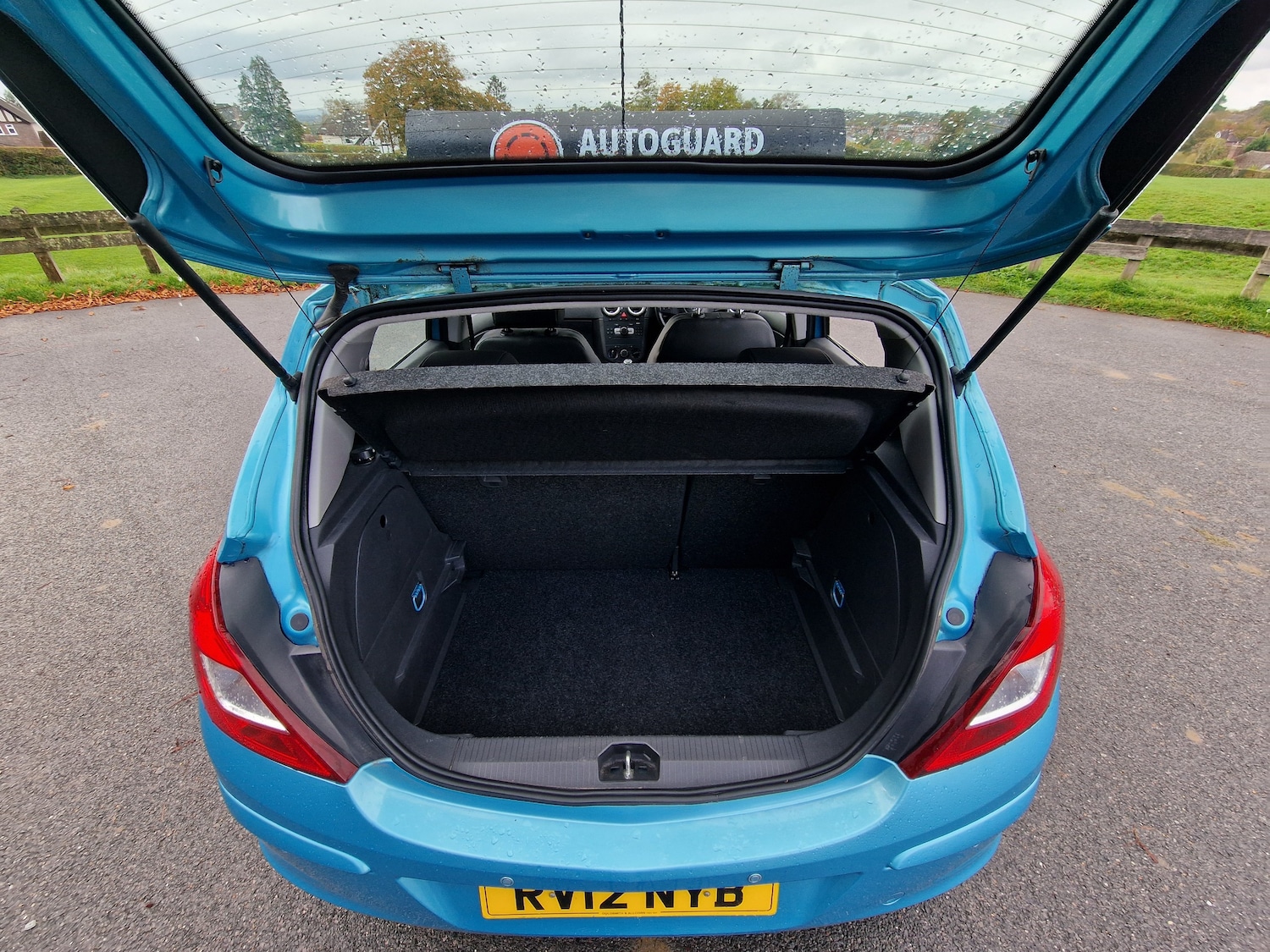 Used Vauxhall Corsa 2012 for sale - 77274797: Photo 8