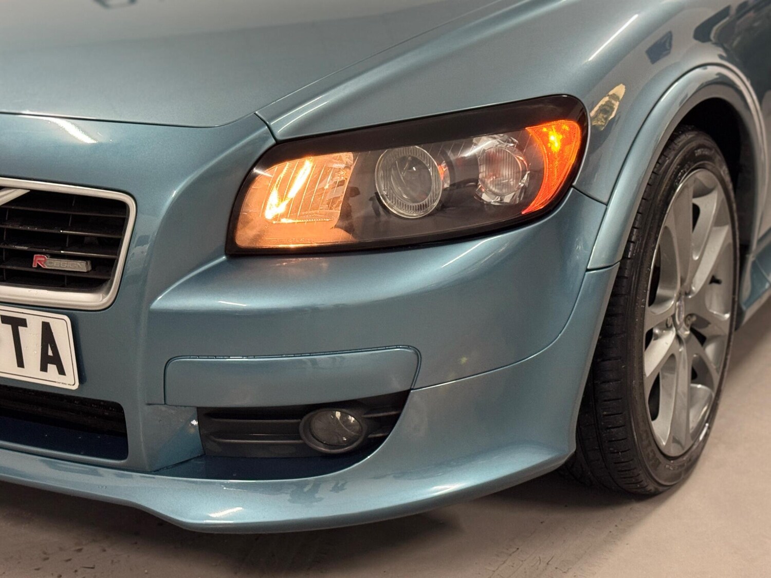 Used Volvo C30 2009 for sale - 78129078: Photo 24