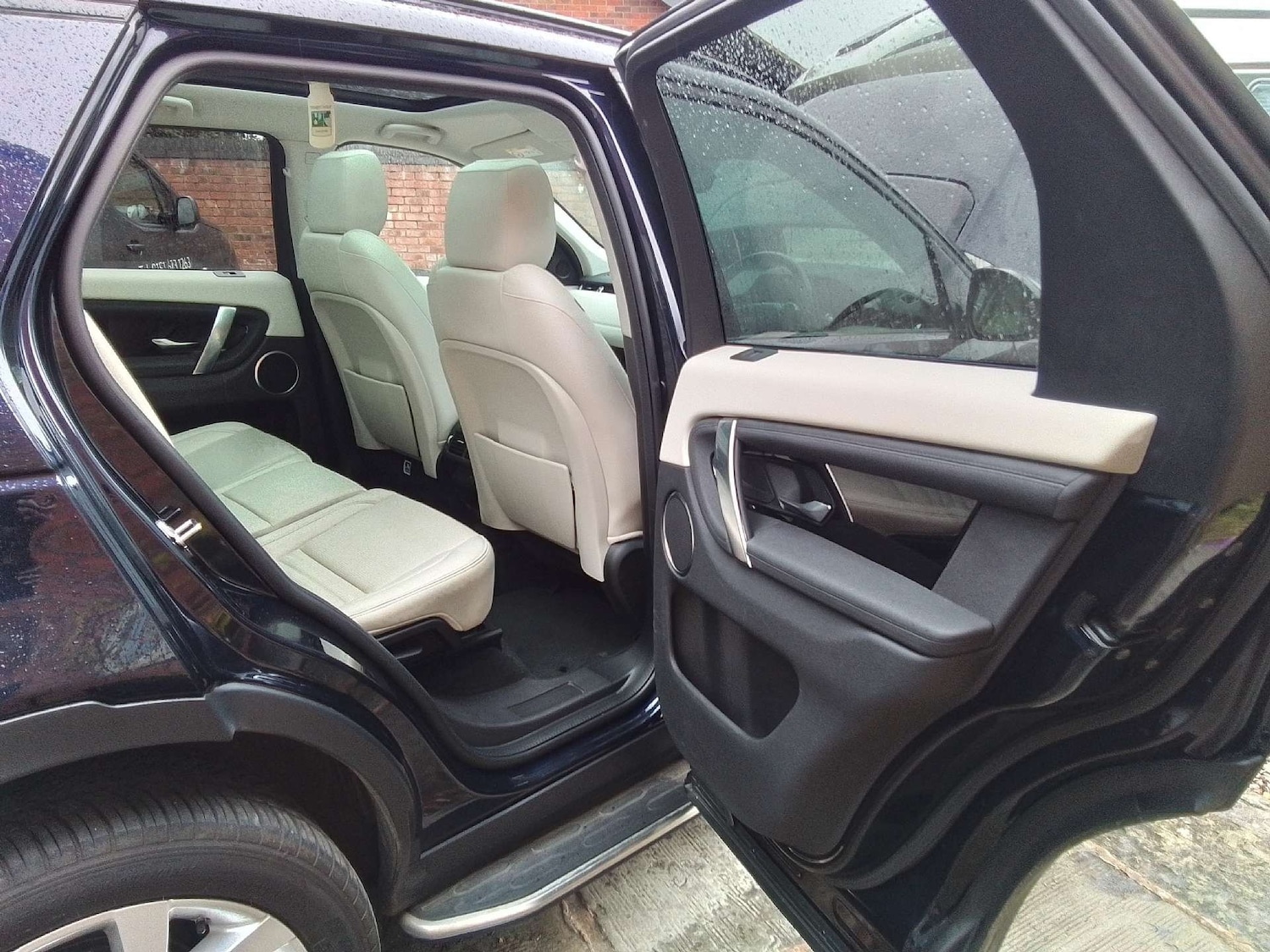 Used Land Rover Discovery Sport 2019 for sale - 77966444: Photo 4