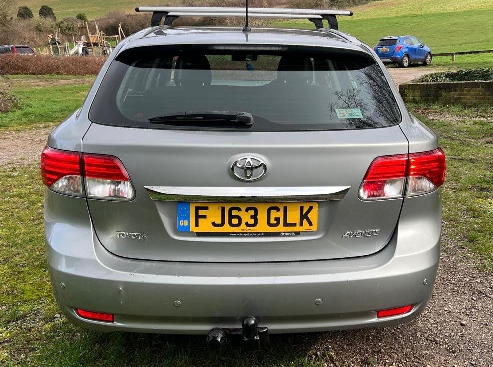 Used Toyota Avensis 2013 for sale - 77764022: Photo 16