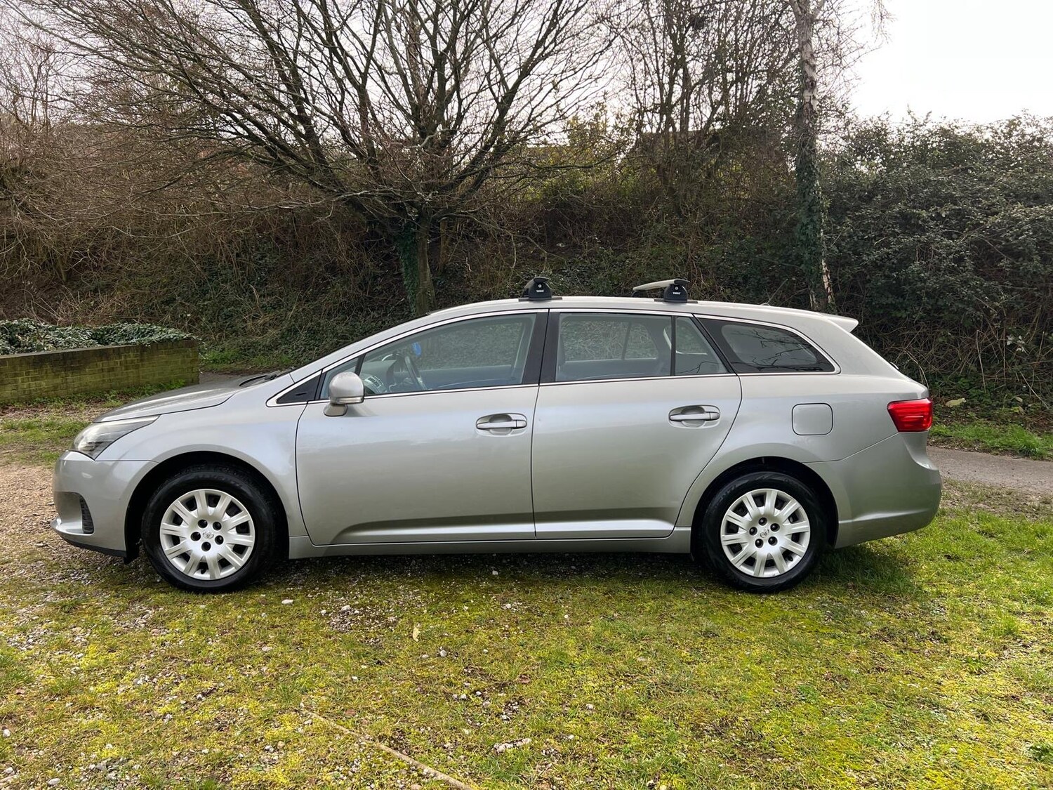 Used Toyota Avensis 2013 for sale - 77764022: Photo 5