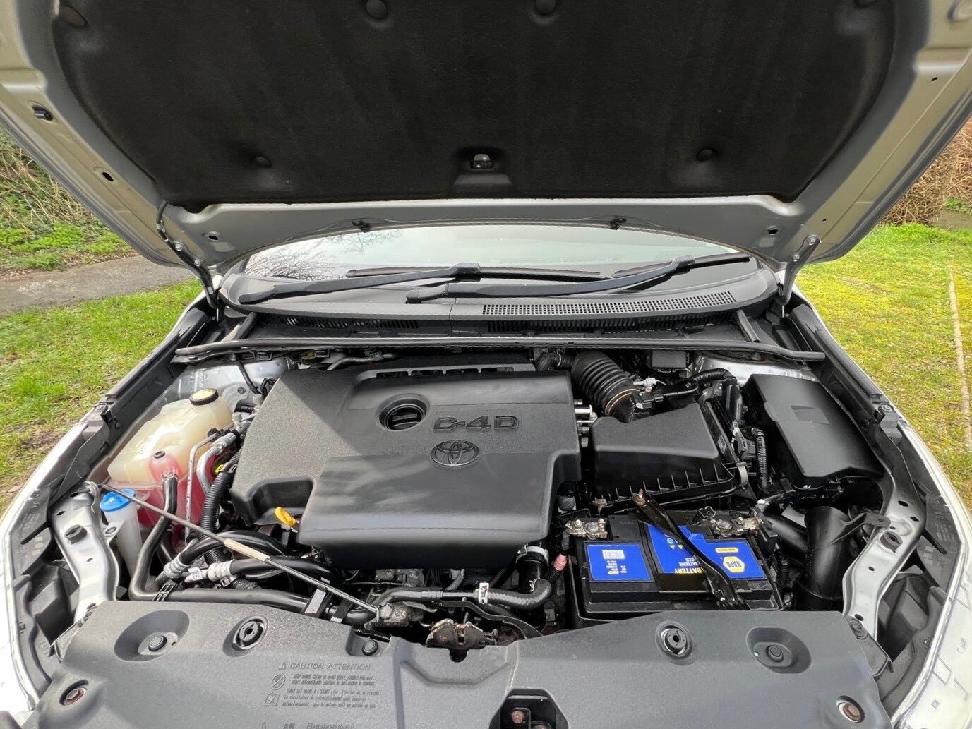 Used Toyota Avensis 2013 for sale - 77764022: Photo 9