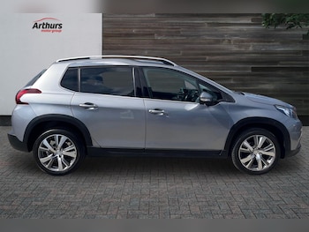 Used Peugeot 2008 2019 for sale - 79133796: Photo