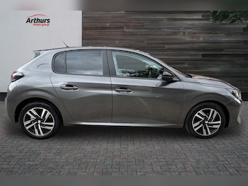 Used Peugeot 208 2023 for sale - 79147139: Photo