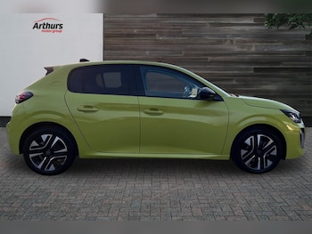 Used Peugeot 208 2024 for sale - 78518193: Photo