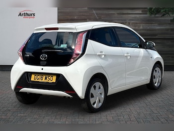 Used Toyota AYGO 2018 for sale - 79226009: Photo