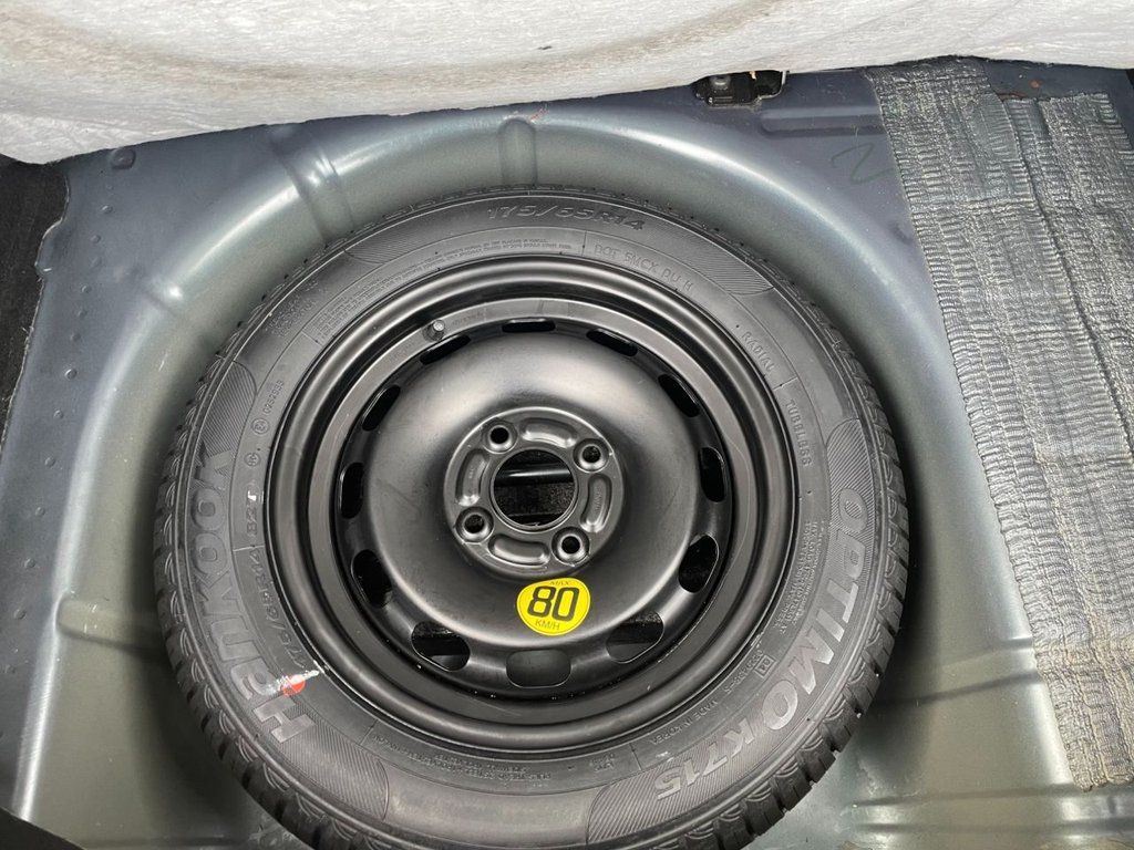 Used Ford Fiesta 2011 for sale - 76105841: Photo 21