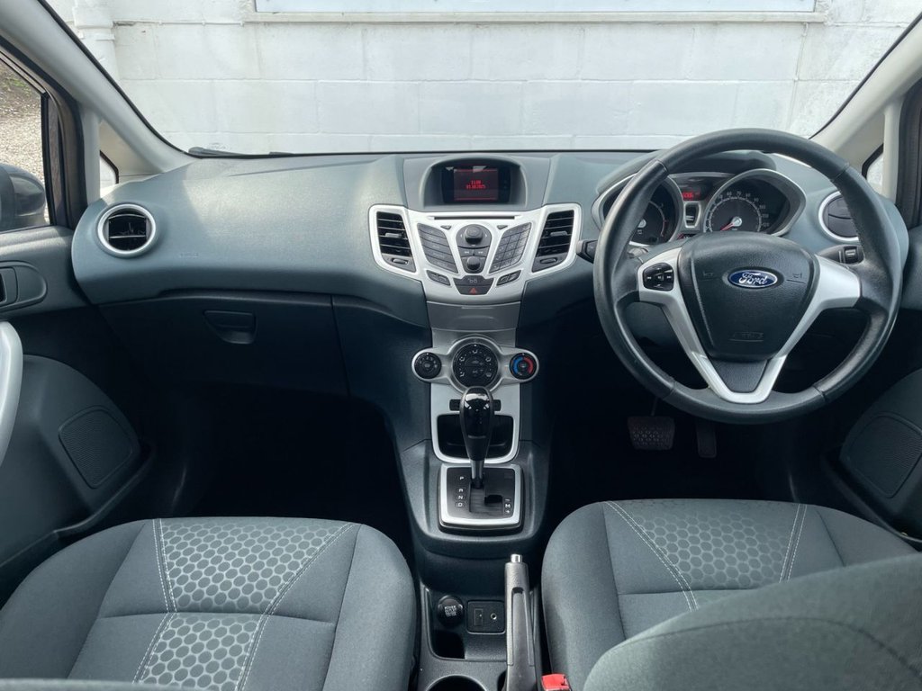 Used Ford Fiesta 2011 for sale - 76105841: Photo 4