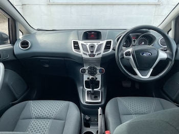 Used Ford Fiesta 2011 for sale - 76105841: Photo
