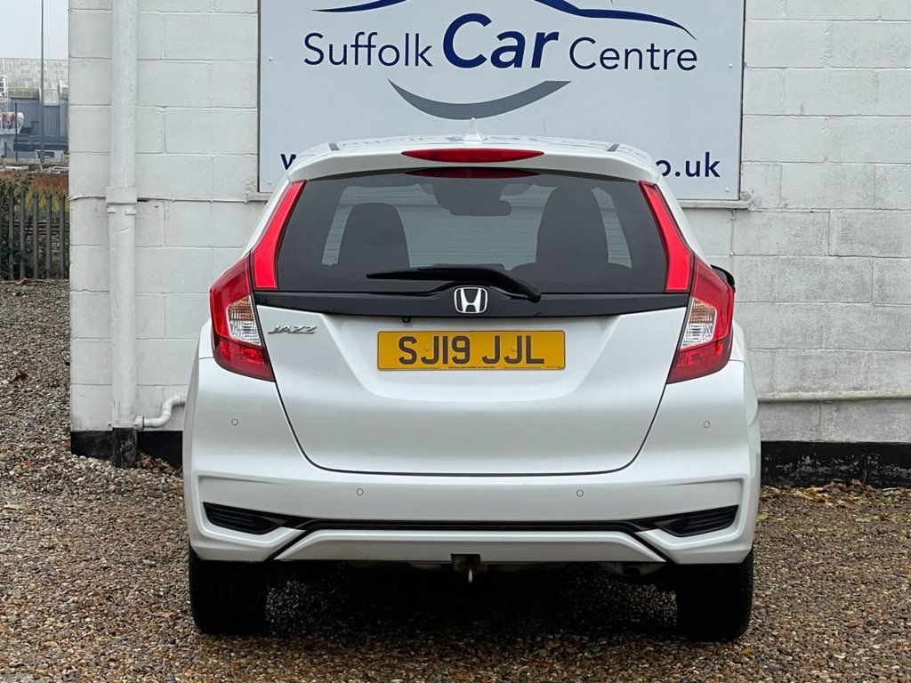 Used Honda Jazz 2019 for sale - 76119190: Photo 12