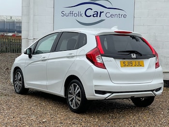 Used Honda Jazz 2019 for sale - 76119190: Photo 2
