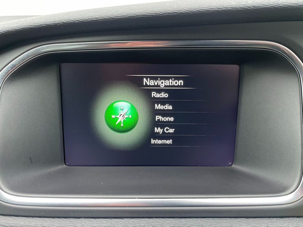 Used Volvo V40 2017 for sale - 76724869: Photo 16