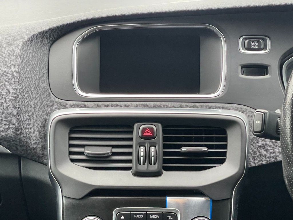 Used Volvo V40 2017 for sale - 76724869: Photo 24