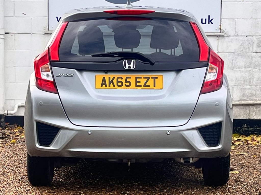 Used Honda Jazz 2015 for sale - 75974471: Photo 12