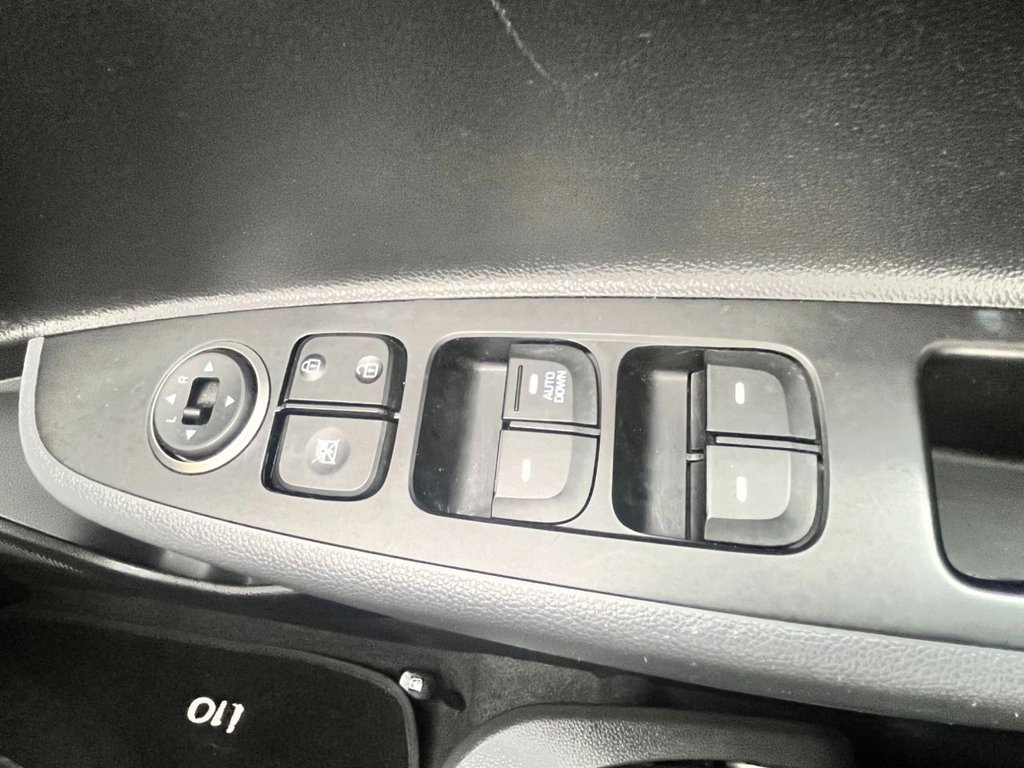 Used Hyundai i10 2018 for sale - 77534162: Photo 20