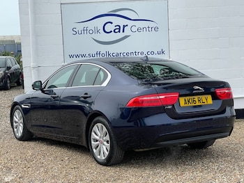 Used Jaguar XE 2016 for sale - 79178310: Photo