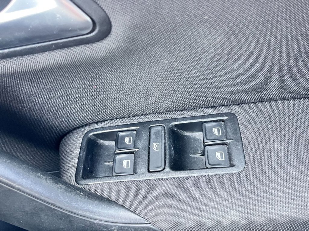 Used Volkswagen Polo 2015 for sale - 76396479: Photo 20