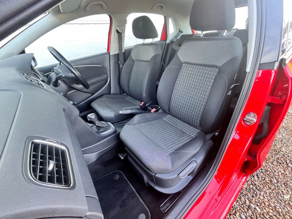Used Volkswagen Polo 2015 for sale - 76396479: Photo 9