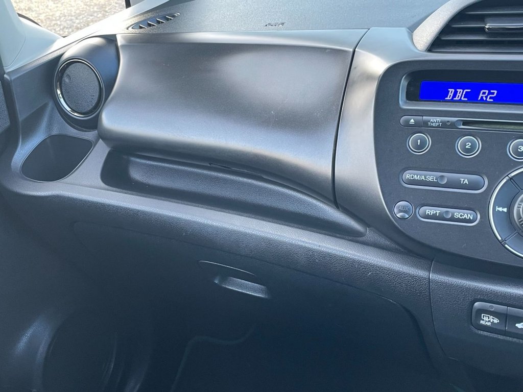 Used Honda Jazz 2013 for sale - 76655027: Photo 20