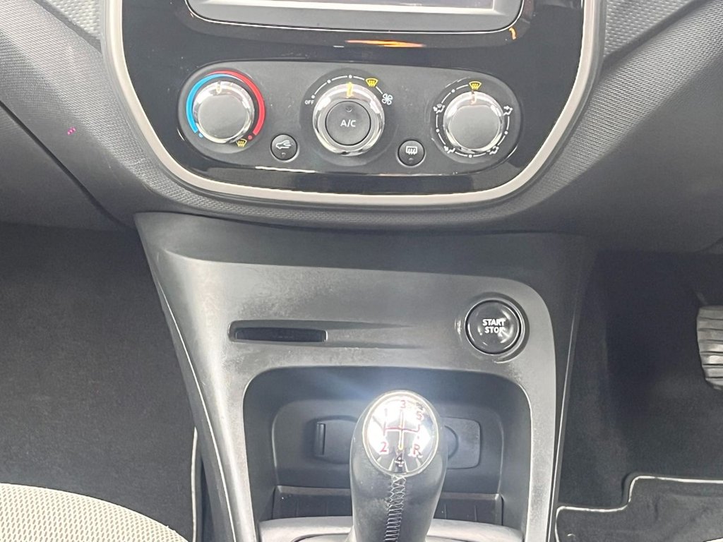 Used Renault Captur 2015 for sale - 76056805: Photo 21