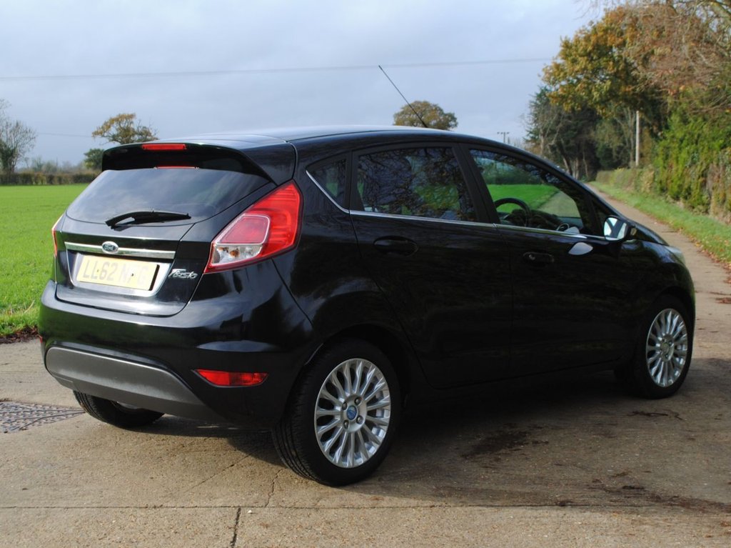Used Ford Fiesta 2013 for sale - 77383476: Photo 2