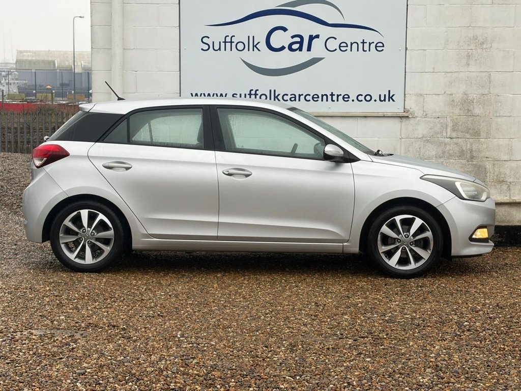 Used Hyundai i20 2015 for sale - 77188515: Photo 15