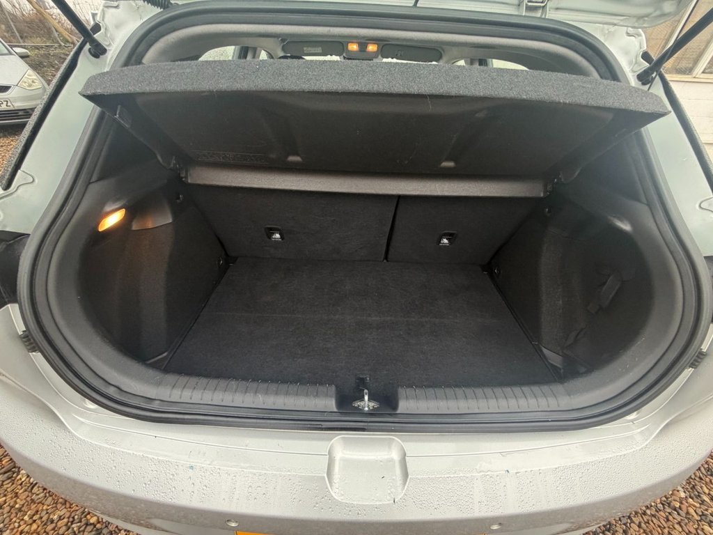 Used Hyundai i20 2015 for sale - 77188515: Photo 17