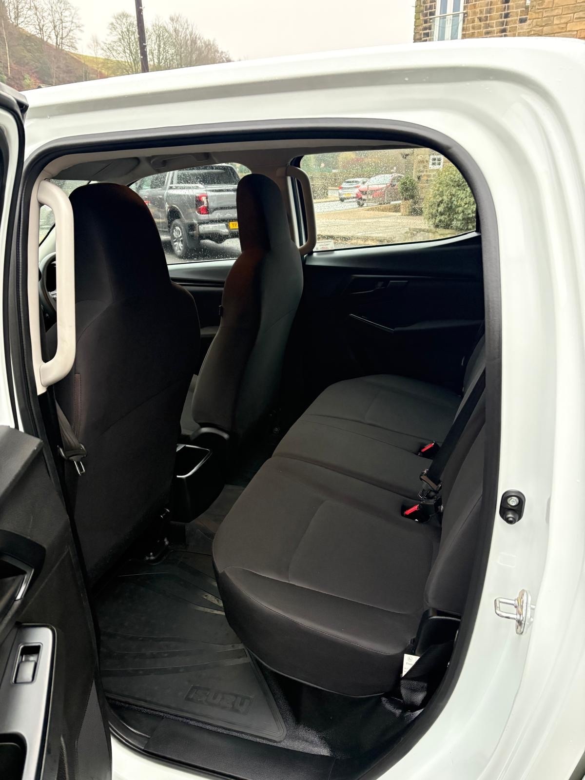 Used Isuzu D-Max 2021 for sale - 77445898: Photo 7