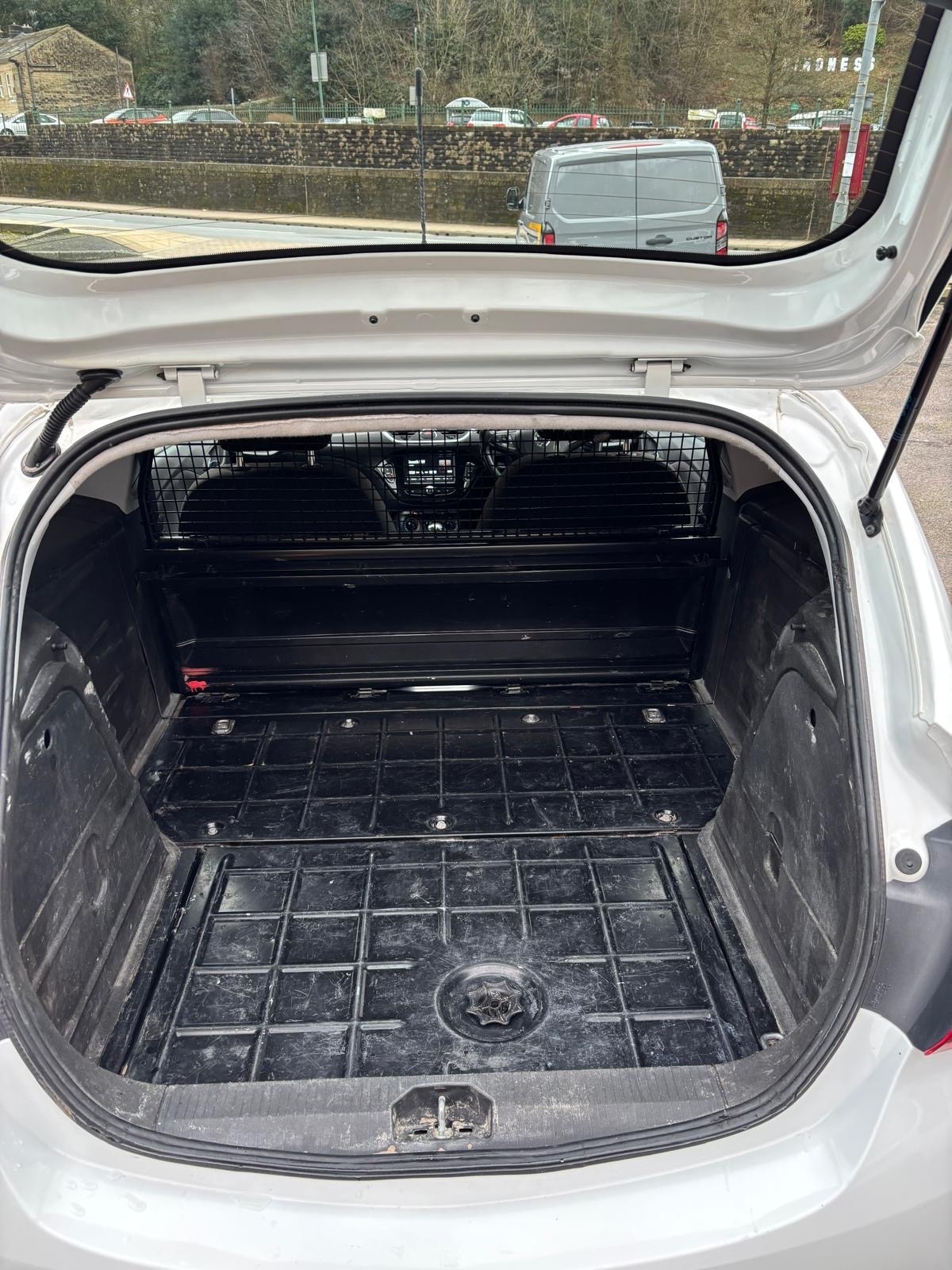 Used Vauxhall Corsa 2017 for sale - 77729534: Photo 5