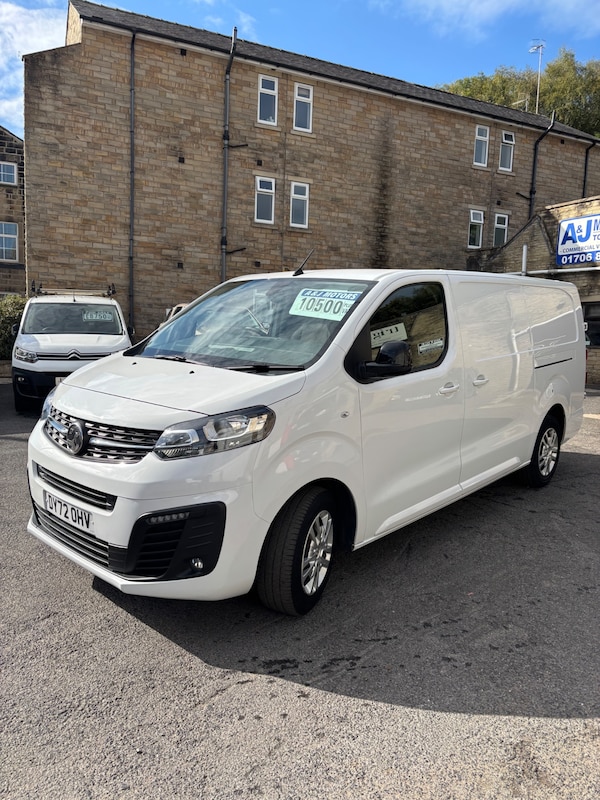 Used Vauxhall Vivaro 2022 for sale - 76120405: Photo 1