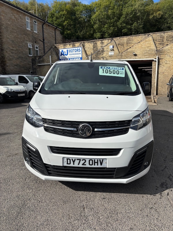 Used Vauxhall Vivaro 2022 for sale - 76120405: Photo 2