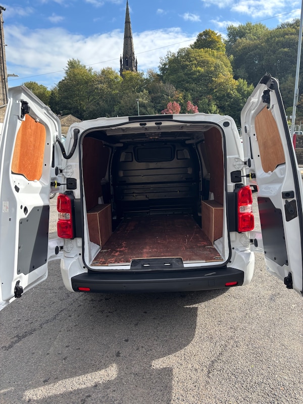 Used Vauxhall Vivaro 2022 for sale - 76120405: Photo 7