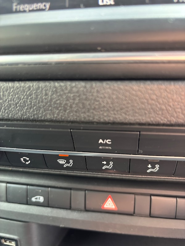 Used Vauxhall Vivaro 2022 for sale - 76120405: Photo 9