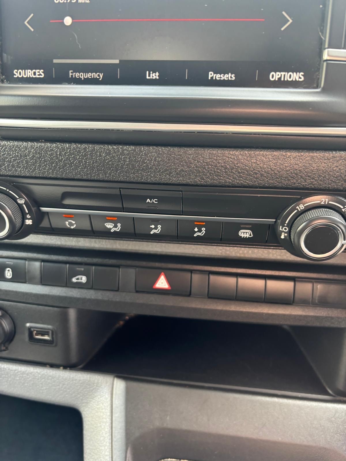 Used Vauxhall Vivaro 2022 for sale - 78218113: Photo 12