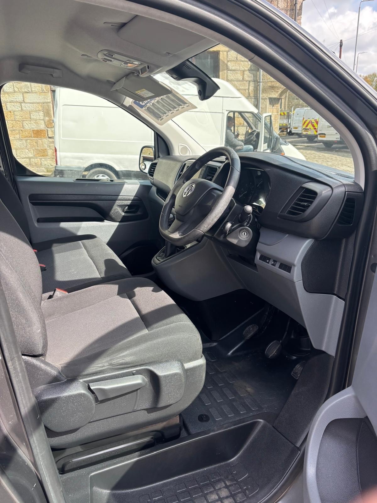 Used Vauxhall Vivaro 2022 for sale - 78218113: Photo 7