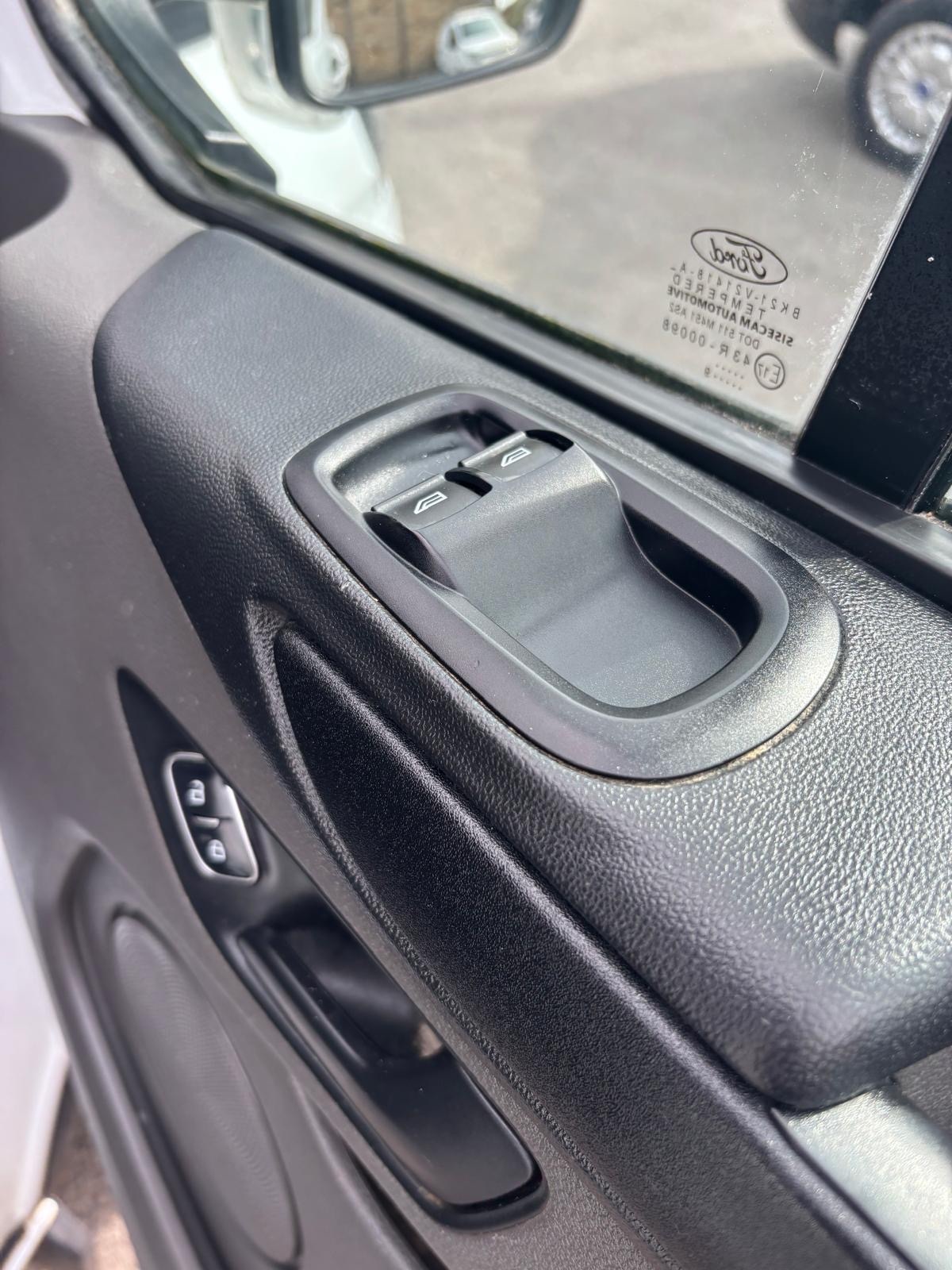 Used Ford Transit Custom 2019 for sale - 78218093: Photo 16